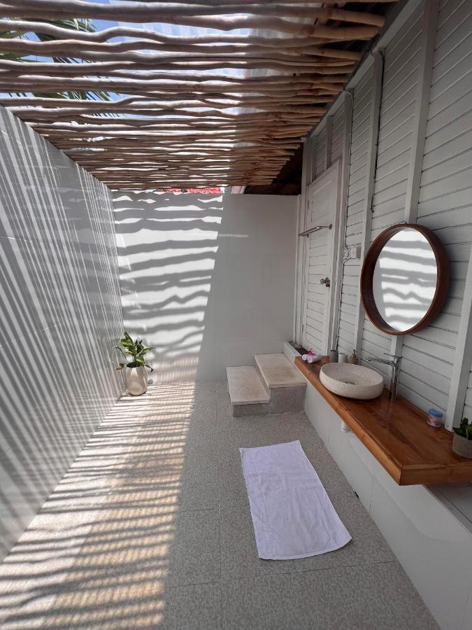 Mista Ceningan'S Beach Bungalows Previously The Kubu 221 Lembongan Dış mekan fotoğraf