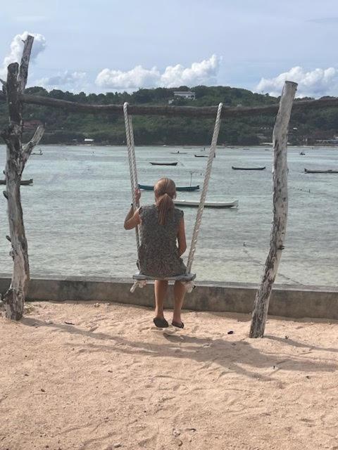 Mista Ceningan'S Beach Bungalows Previously The Kubu 221 Lembongan Dış mekan fotoğraf